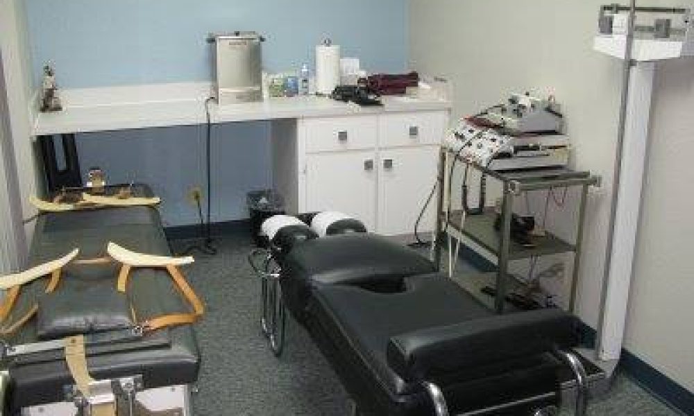 Pine Chiropractic Center - Car Accident Clinic - Pompano Beach