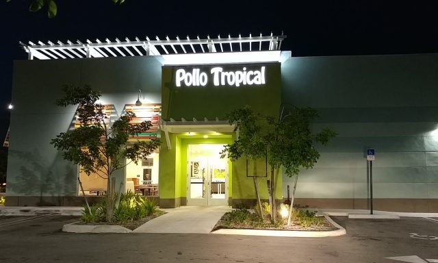 Pollo Tropical