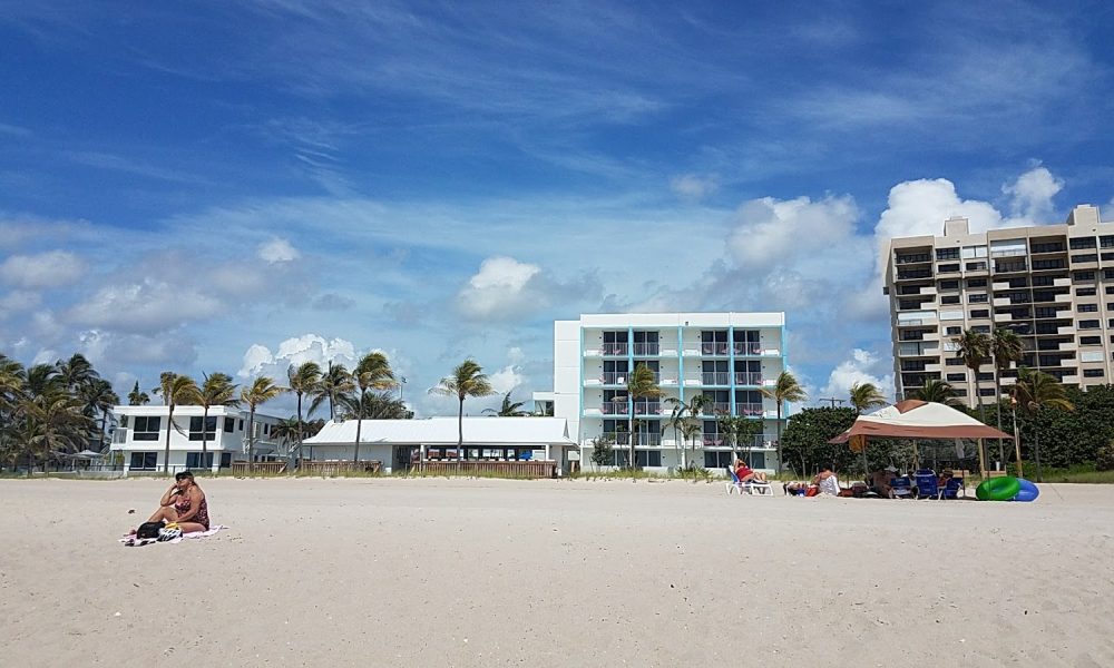 Pine Ave Volleyball Courts