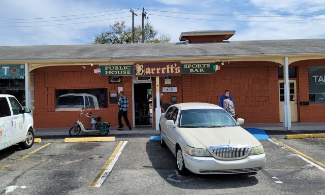 Barrett’s Sports Bar