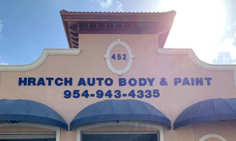 Hratch Auto Body