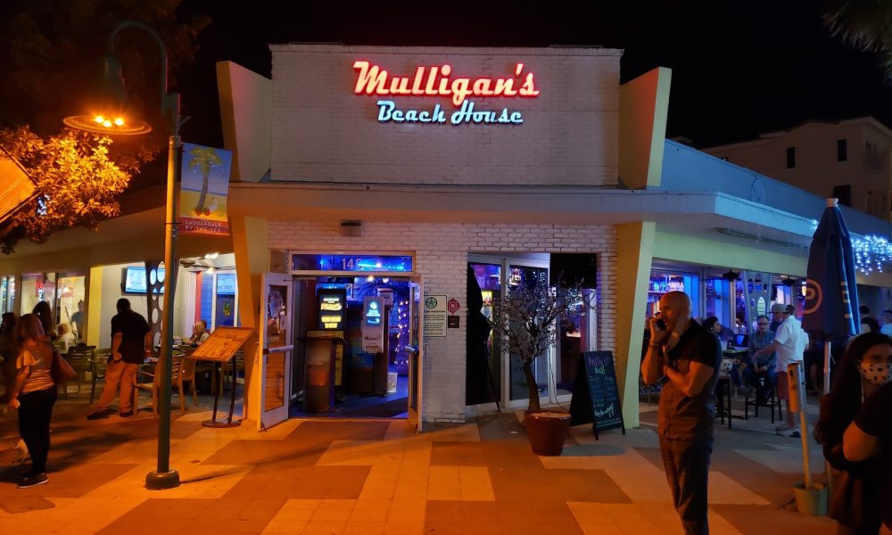 Mulligan's Beach House- Lauderdale-by-the-Sea