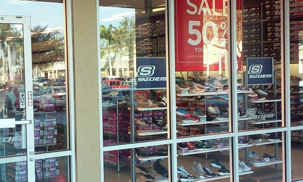 SKECHERS Warehouse Outlet