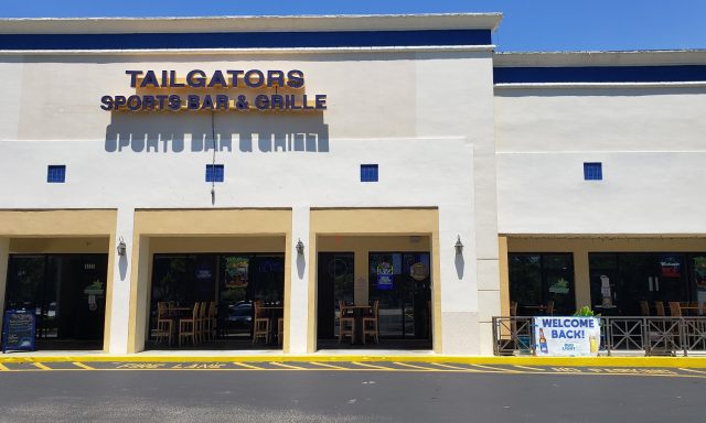 Tailgators Sports Bar and Grille