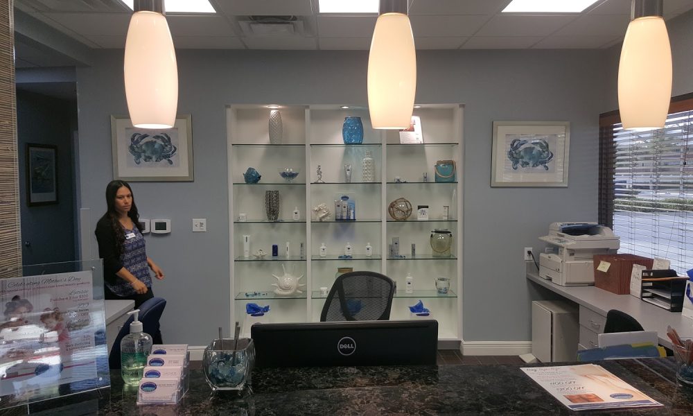 Water's Edge Dermatology