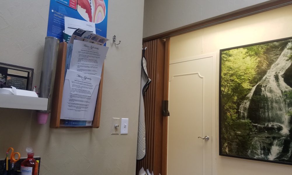 Alan Slootsky DMD, MAGD, FACD