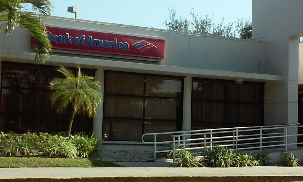 Bank of America (with Drive-thru ATM)