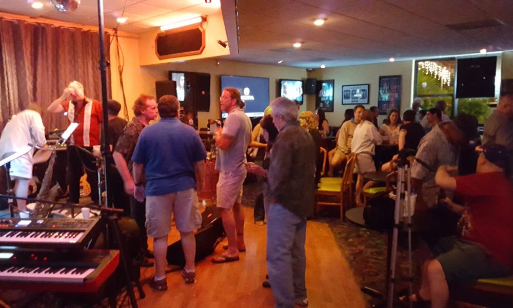 Rip's Sports Bar & Grill