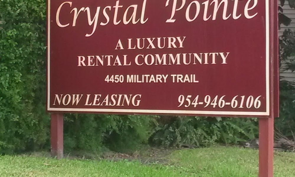 Crystal Pointe Apartments