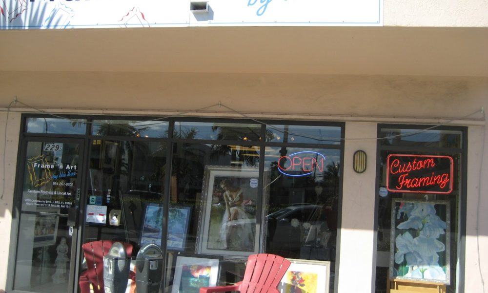 Frame 'n Art by the Sea