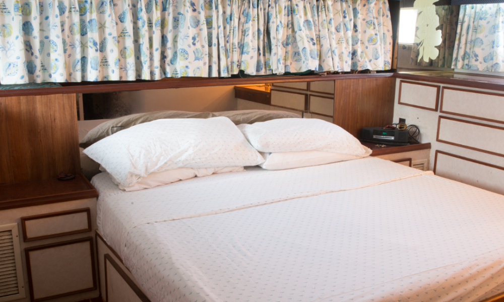 Carefree Yacht Charter