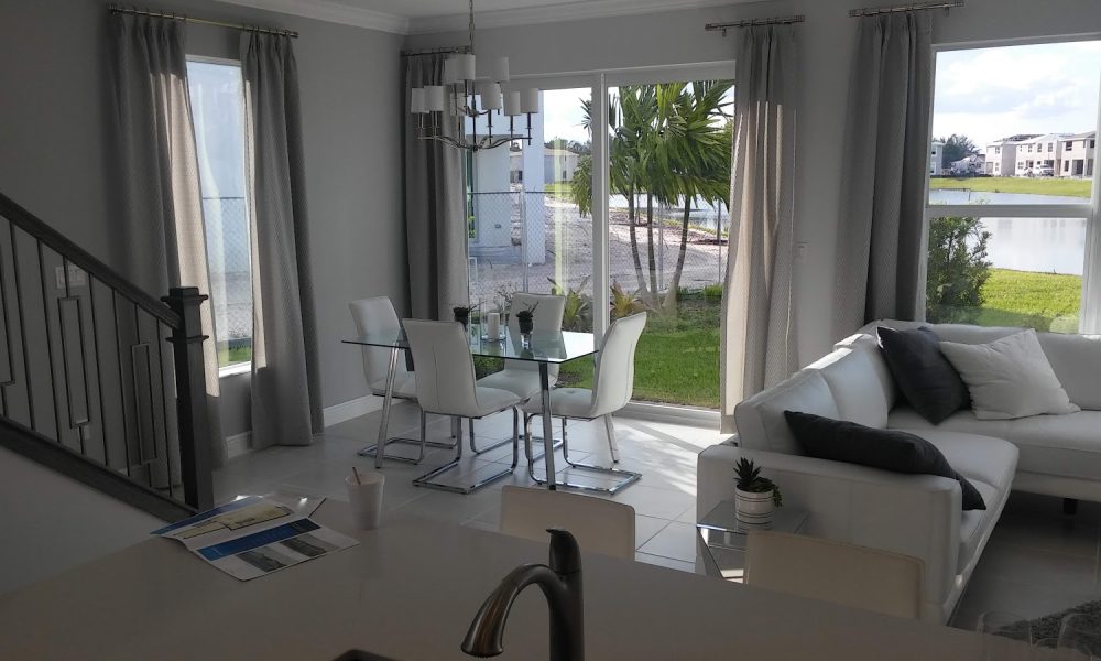 Lennar at Veleiros at Crystal Lake