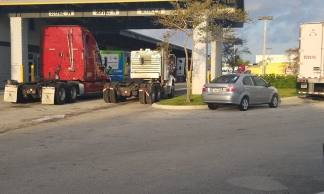 Lou Bachrodt Freightliner Pompano Beach