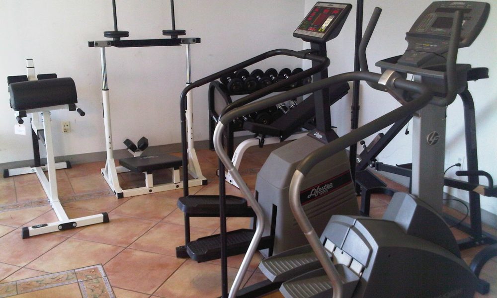 Muscle & Wrench Fitness Equipment Service, Inc.