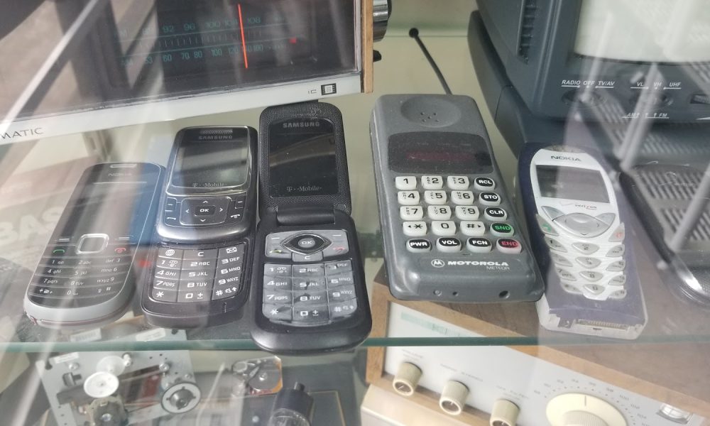 Lakes Electronics