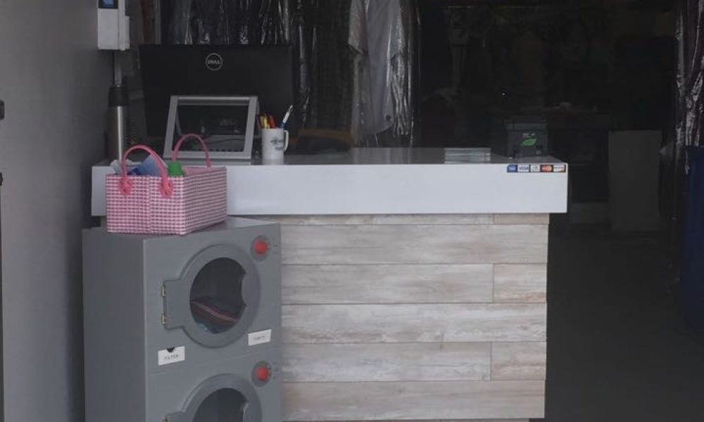 PLUS DRY Cleaners