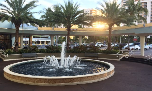 Pompano Plaza