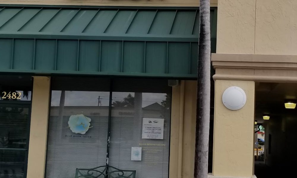 Blue Room Salon