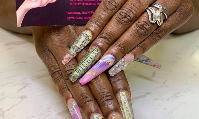 Happy Nails