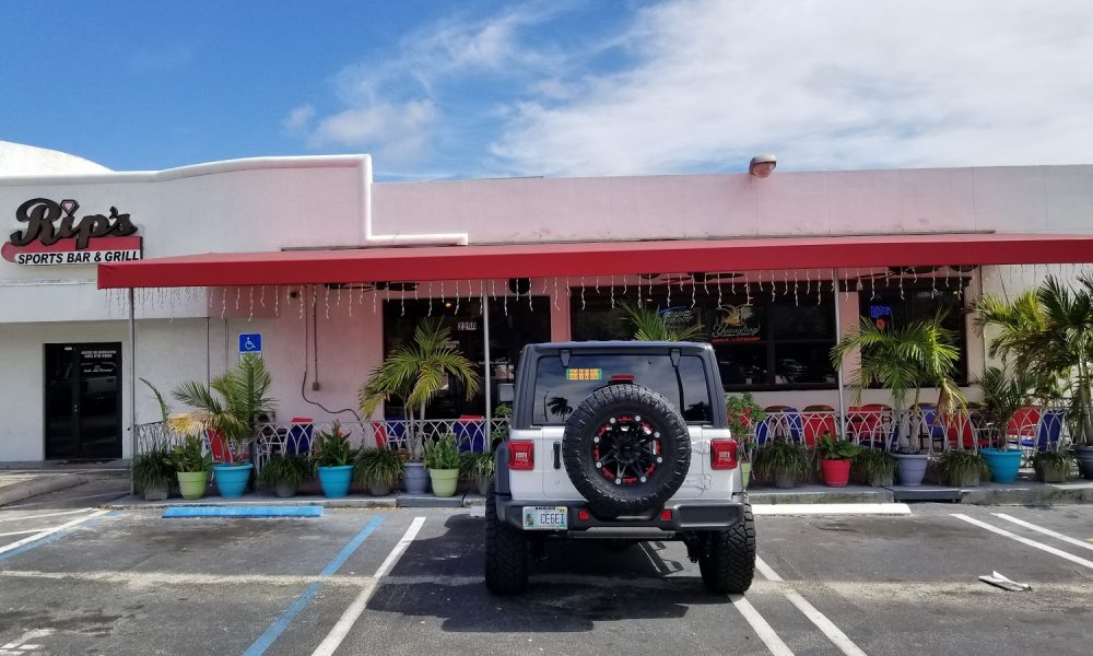 Rip's Sports Bar & Grill