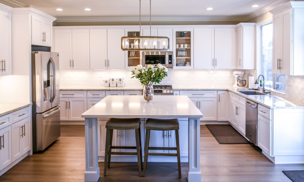 XR CABINETS & GRANITE (WE'VE MOVED)